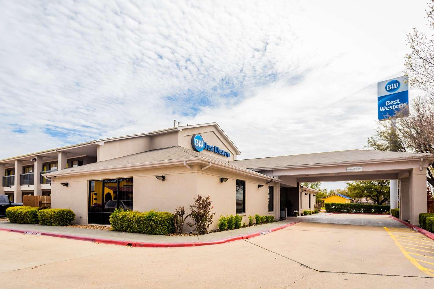 Days Inn By Wyndham Round Rock Buitenkant foto