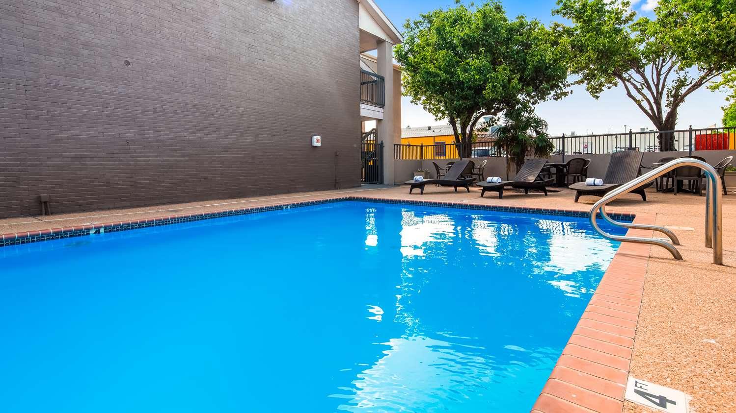 Days Inn By Wyndham Round Rock Buitenkant foto