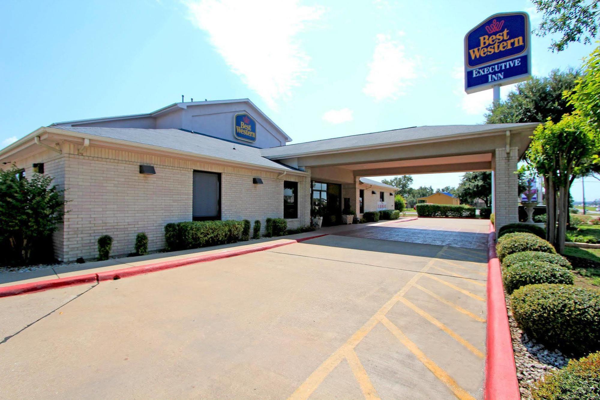 Days Inn By Wyndham Round Rock Buitenkant foto